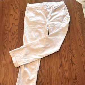 Ann Taylor Loft White Skinny Pants 8/29